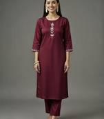 Maroon embroidered rayon kurta set