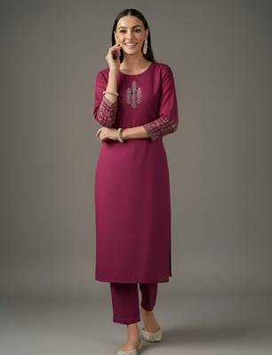Pink embroidered rayon kurta set 2