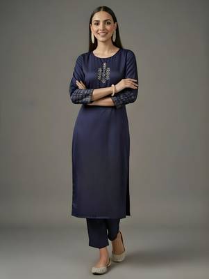 Navy embroidered rayon kurta set 2