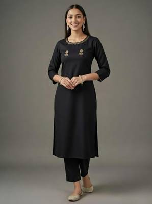 Black embroidered rayon kurta set 1