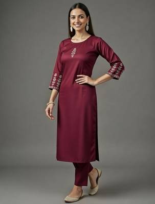 Maroon embroidered rayon kurta set 2