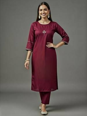 Maroon embroidered rayon kurta set 2