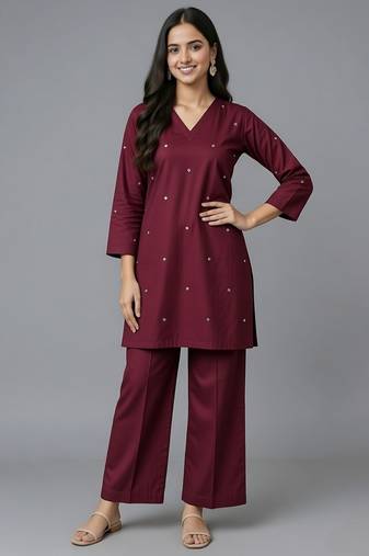 Maroon embroidered rayon kurta set