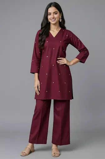Maroon embroidered rayon kurta set
