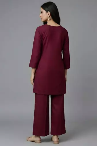 Maroon embroidered rayon kurta set