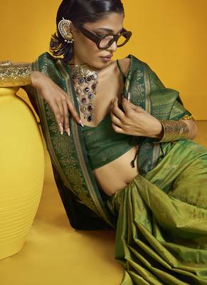 green pure silk handloom weaving festival wear saree 2