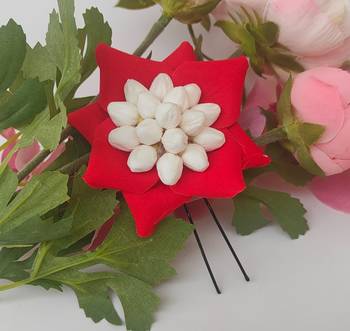Red rose petals flower pin 2