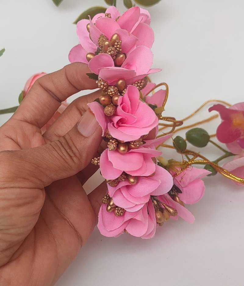 Baby pink orchids gajra