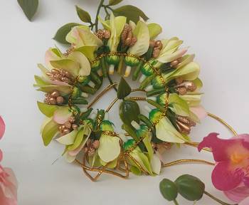 Green orchids gajra 4