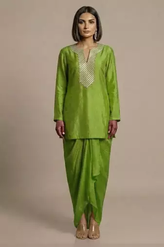 Green embroidered Satin Silk Kurta