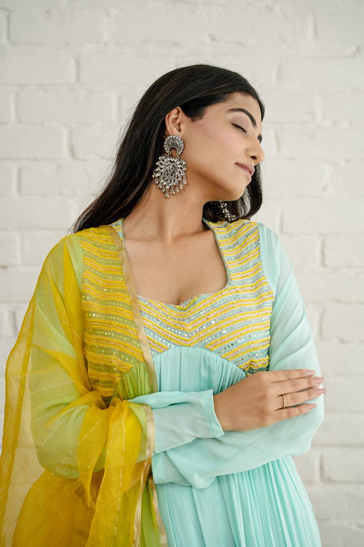 Blue crepe embroidered kurta sets