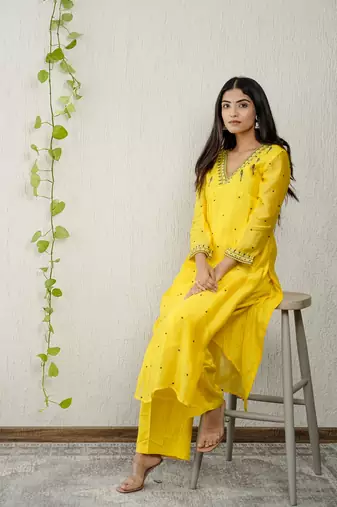 Yellow chanderi embroidered kurta sets