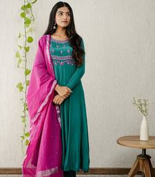 Green crepe embroidered kurta sets