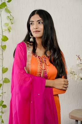 Orange viscose embroidered kurta sets 4