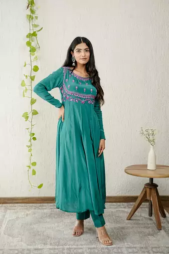 Green crepe embroidered kurta sets