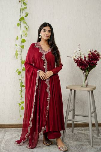Maroon chiffon embroidered kurta sets