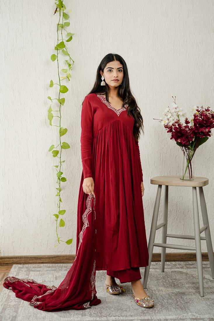 Maroon chiffon embroidered kurta sets