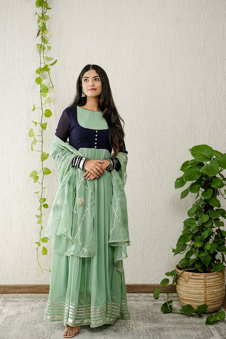 Green georgette embroidered kurta sets