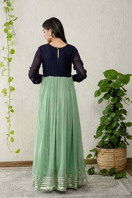 Green georgette embroidered kurta sets 2