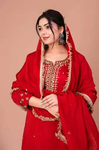 Red viscose embroidered kurta sets