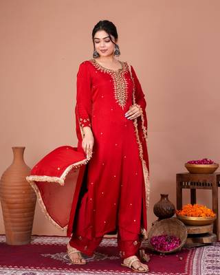 Red viscose embroidered kurta sets 5