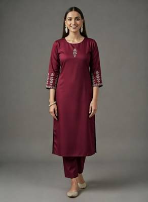 Maroon embroidered rayon kurta set 3