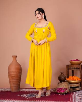Yellow crepe embroidered kurta sets 2