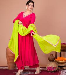 Fuchsia crepe embroidered kurta sets