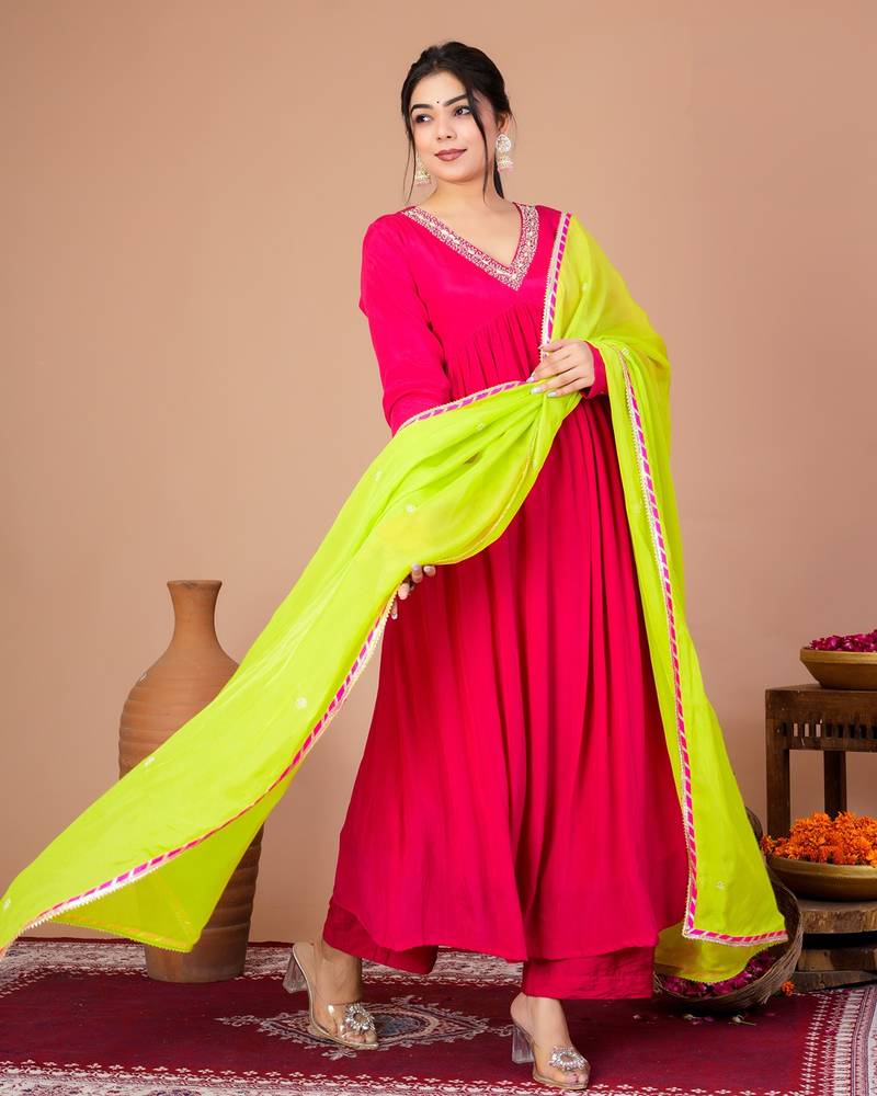 Fuchsia crepe embroidered kurta sets