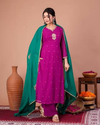 Purple organza embroidered kurta sets 4
