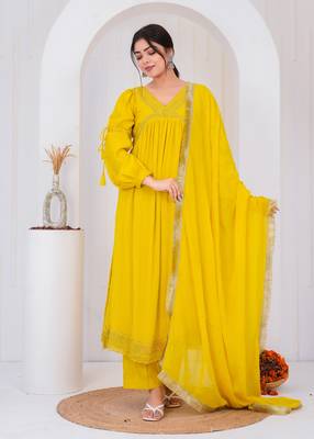Yellow chanderi embroidered kurta sets 1