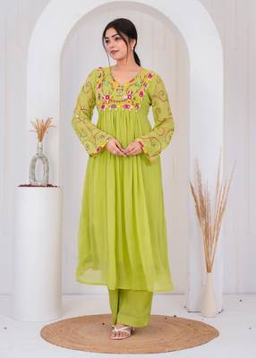 Pear georgette embroidered kurta sets 1