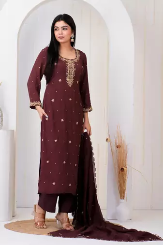 Brown crepe embroidered kurta sets