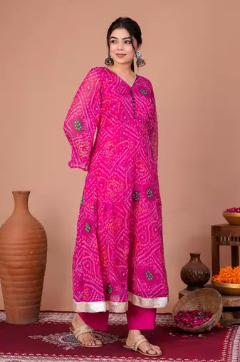 Pink chiffon embroidered kurta sets