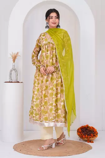 Green chiffon embroidered kurta sets
