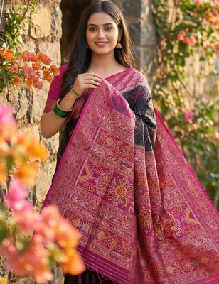  black pochampalli silk blend saree  soft & elegant indian wear 3