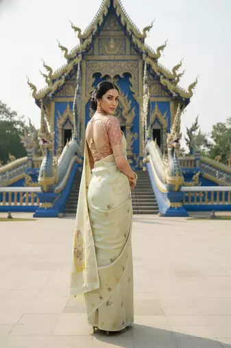 Green ready to wear jacquard silk  saree and ready to wear jacquard silk  blouse with cup