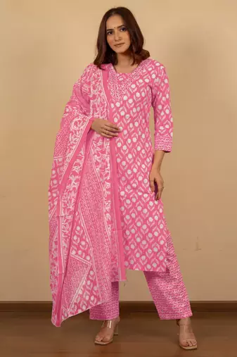 Women's pink & white floral print pure cotton straight fit kurta set with bottom and dupatta (3-piece set)