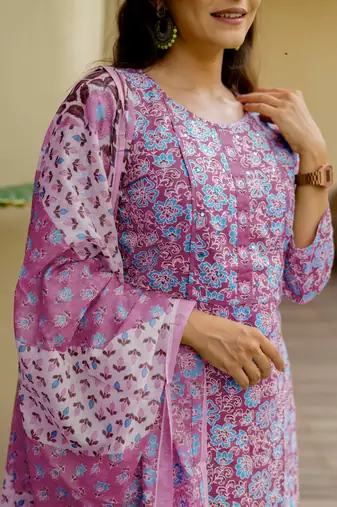 Women's magenta & turquoise floral print pure cotton straight fit kurta set with bottom and dupatta (3-piece set)