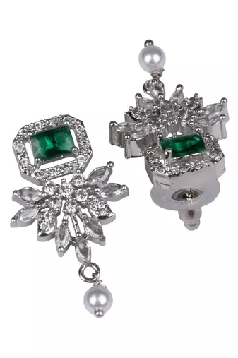 Statement green ad necklace set