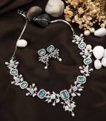 Statement turquoise ad necklace set