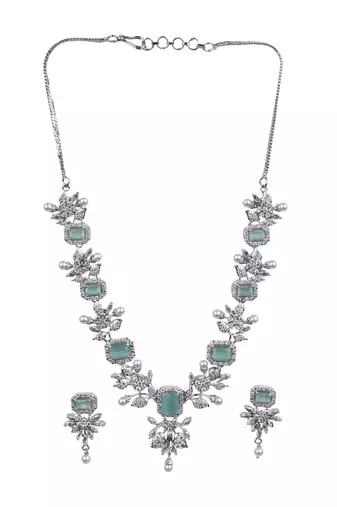 Statement turquoise ad necklace set