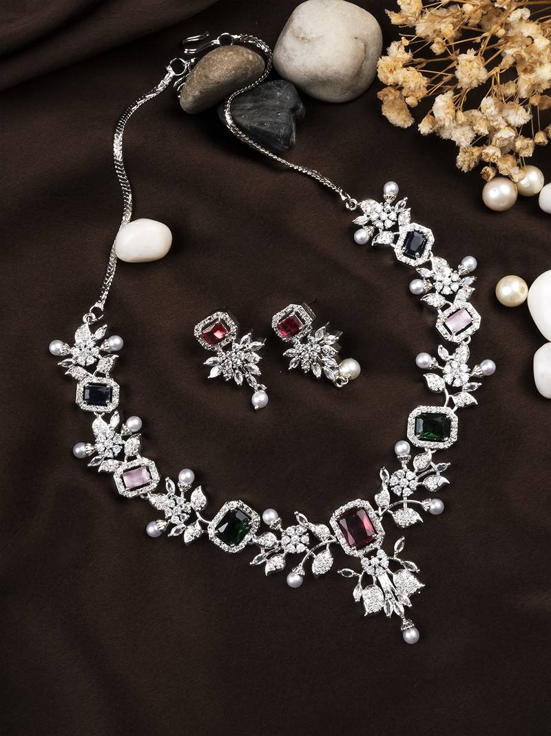 Statement multicolor ad necklace set