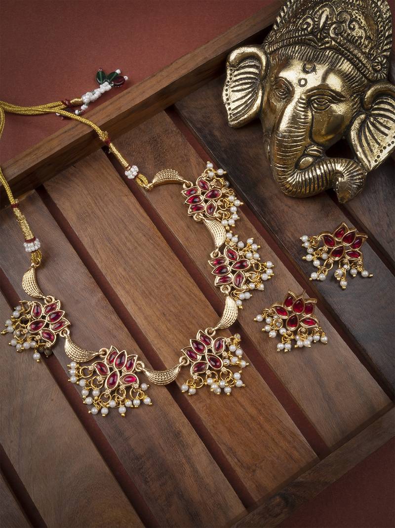Gold plated red blooming necklace set
