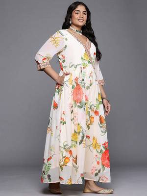 Off white printed georgette ethnic dresses 4