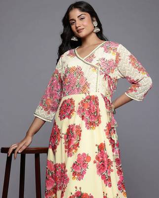 Off-white printed georgette ethnic dresses 4