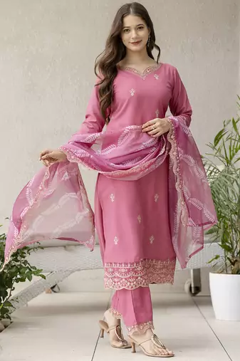 Pink classic suit set