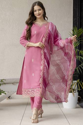 Pink classic suit set