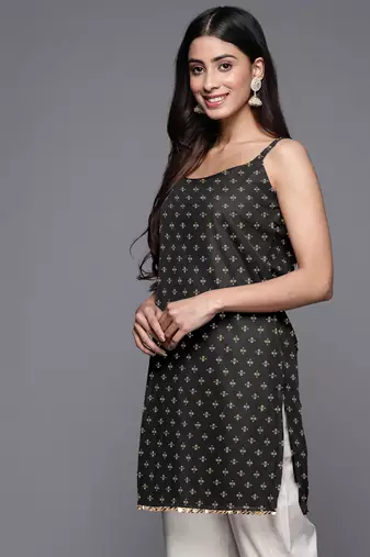 Black polyester tunics