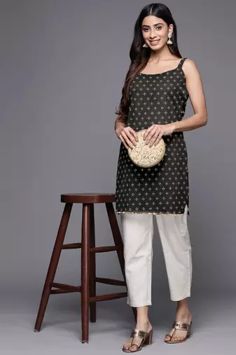 Black polyester tunics